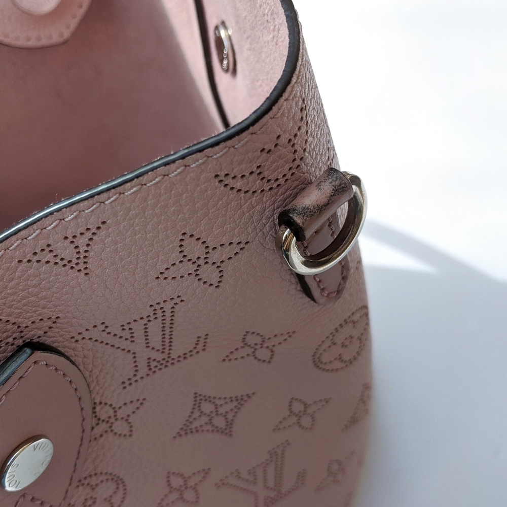 SOLD 💔Louis Vuitton 💎Hina PM Leather Bag💕 - Picture 13 of 16